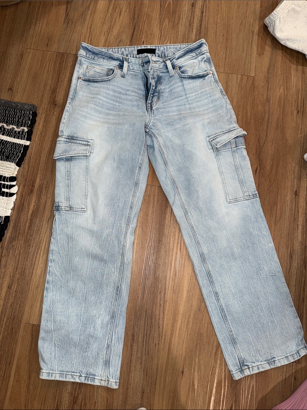 edge light blue denim shorts - classic wash